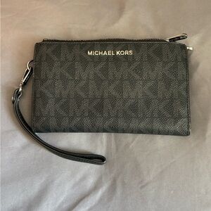 Michael Kors cell phone wristlet